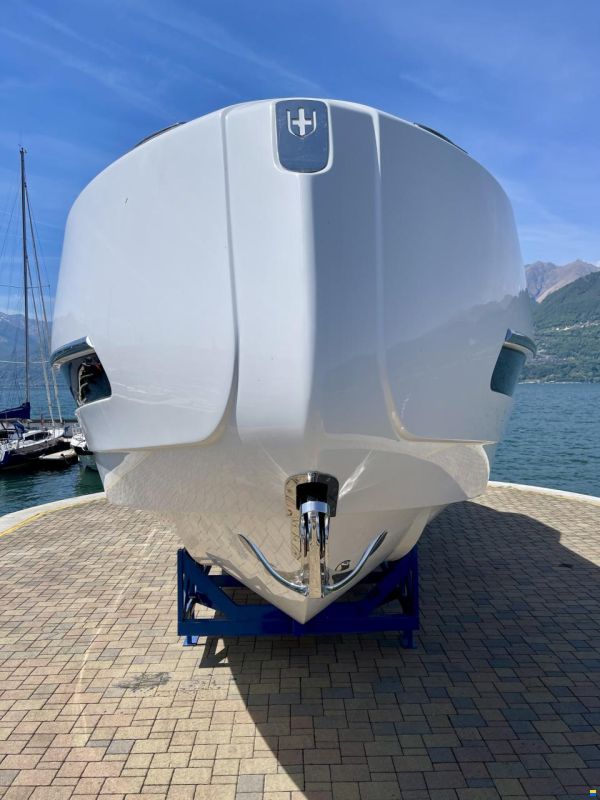 Invictus 420 TT NUOVA