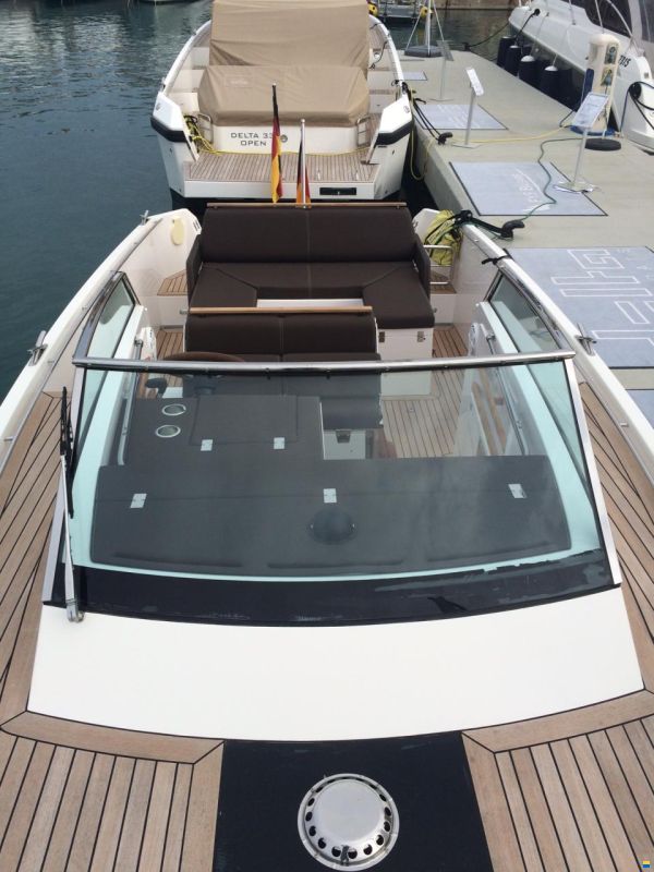 Delta Powerboats 26 open