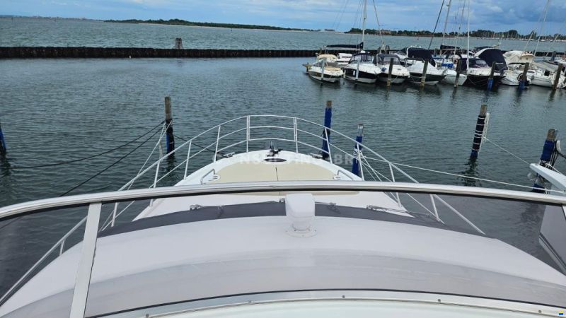Azimut 60 Fly