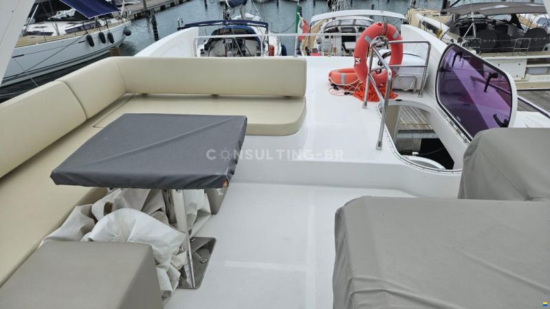 Azimut 60 Fly