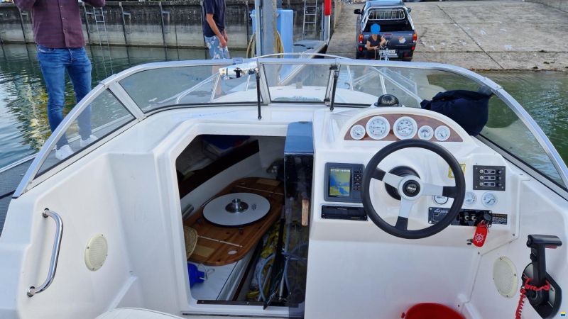 Quicksilver 625 Cruiser