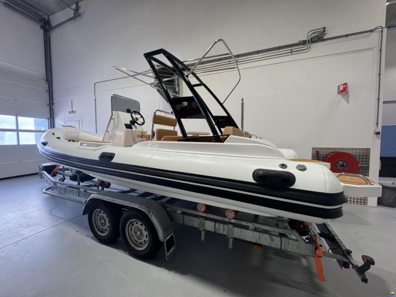 Lariba 660 Luxury