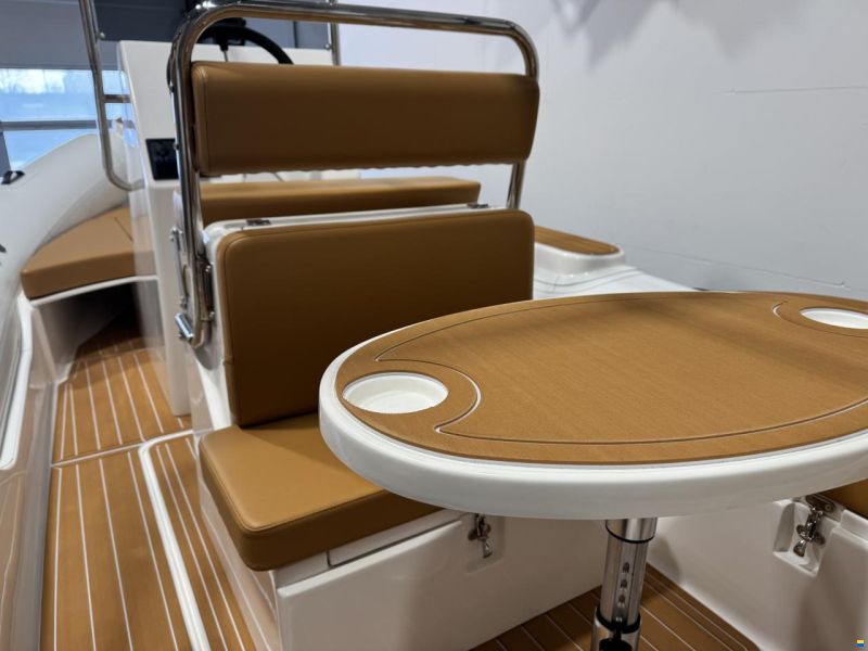 Lariba 660 Luxury