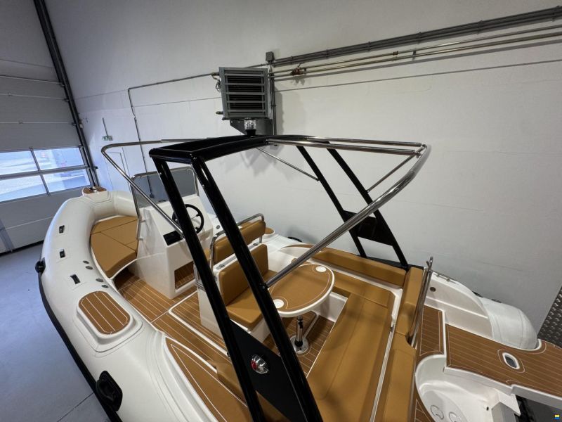 Lariba 660 Luxury