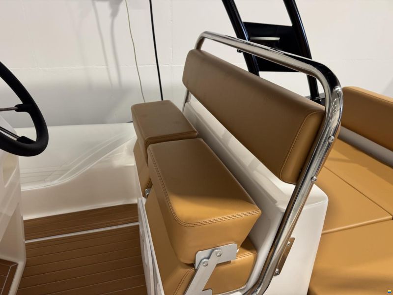 Lariba 580 Luxury