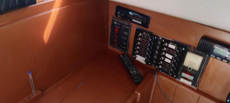 Contessa 32