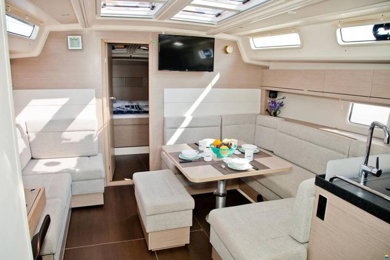 Hanse 458