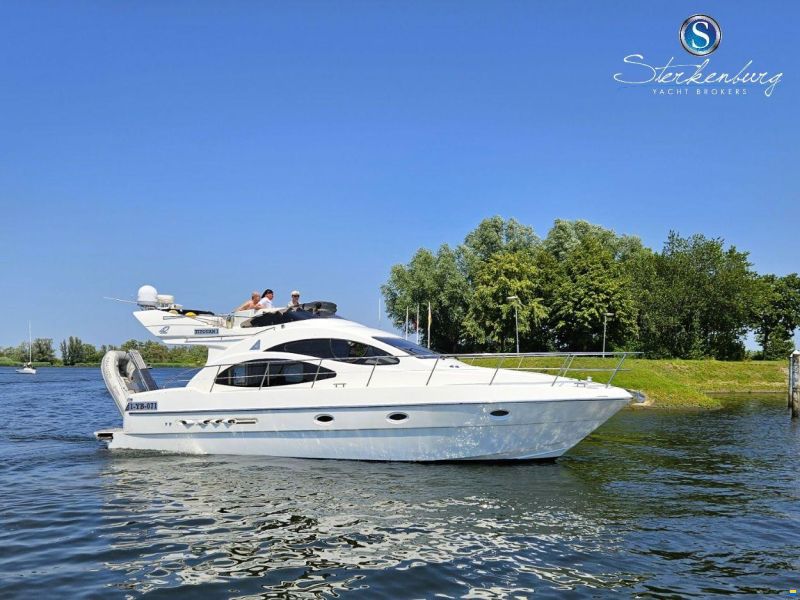 Azimut 42