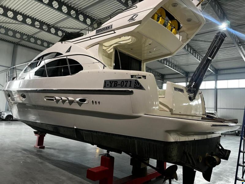 Azimut 42