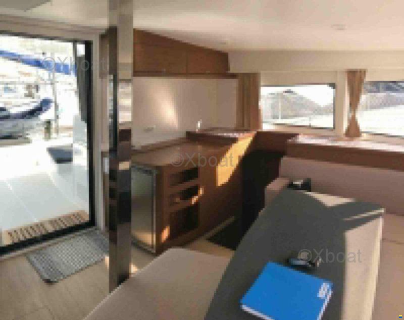 Lagoon 42