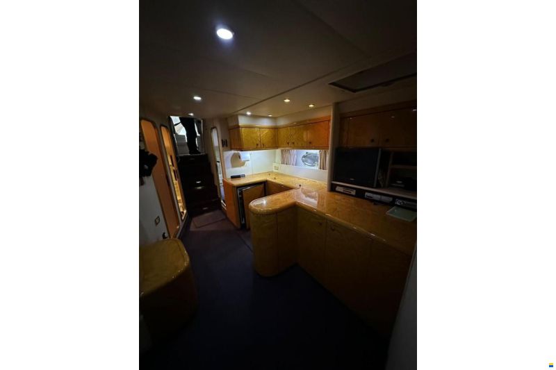 Sunseeker Camargue 55