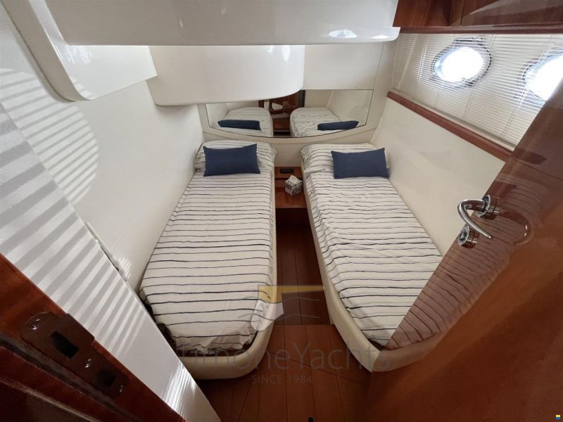 Pershing 46'
