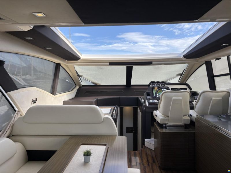 Azimut 55s