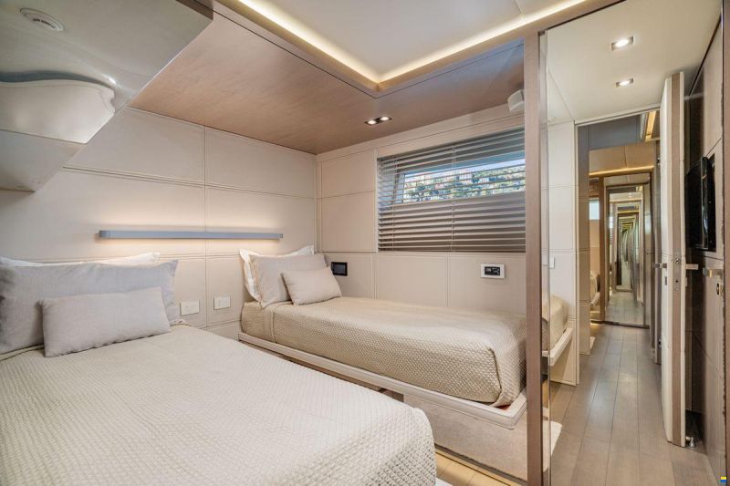 DL Yachts Dreamline 26