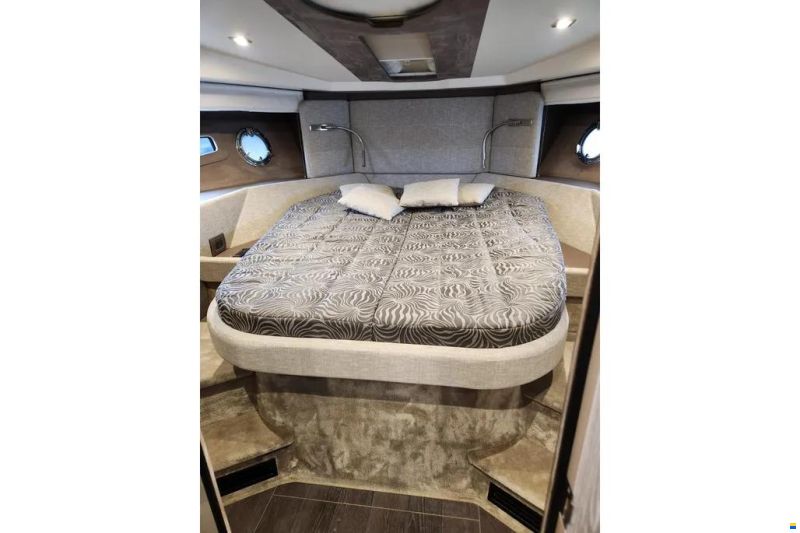 Cranchi M 44 HT