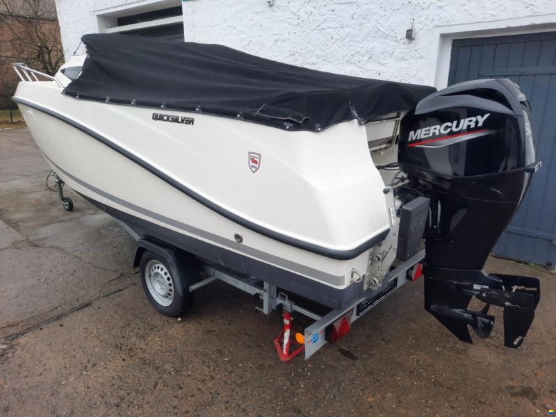 Quicksilver 505 activ Cabin