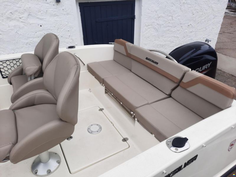 Quicksilver 505 activ Cabin