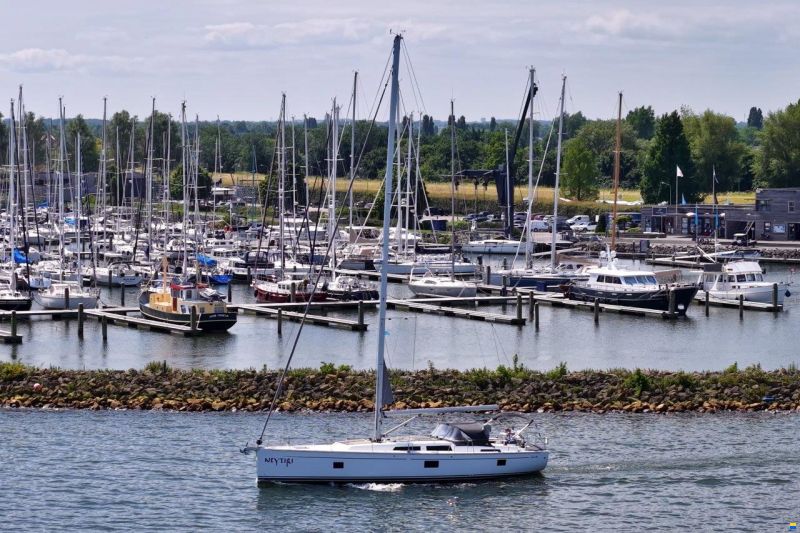 Hanse 508