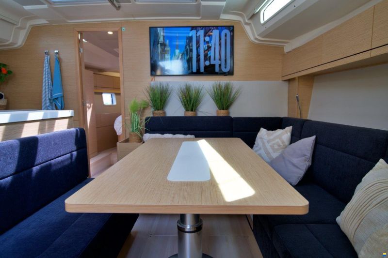 Hanse 508