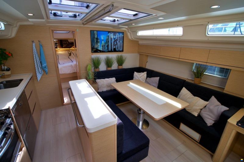 Hanse 508