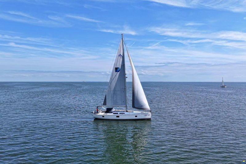 Hanse 508
