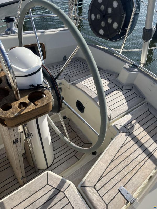 Aphrodite 33