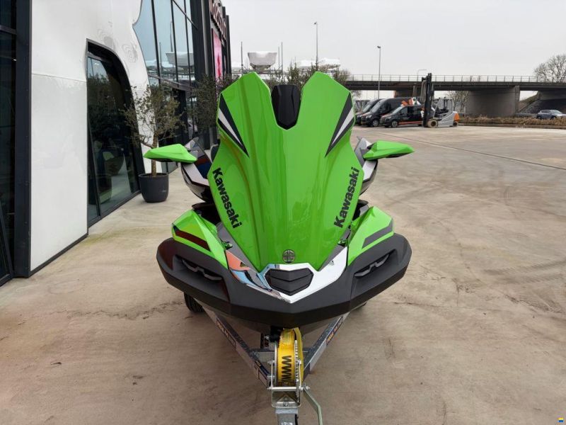 Kawasaki Ultra 310LX-S + Pega J650-400 trailer I
