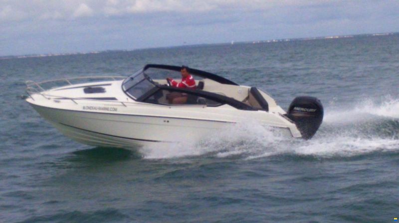 Parker 630 Day Cruiser