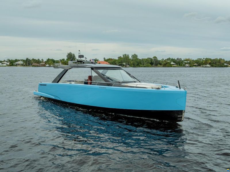 Alia Yachts Custom 164