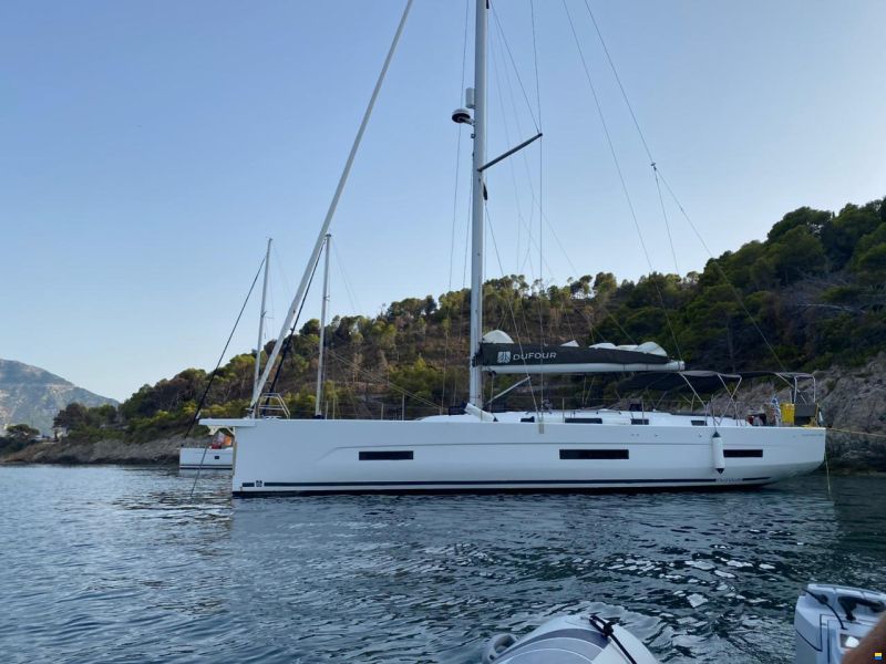 Dufour 530