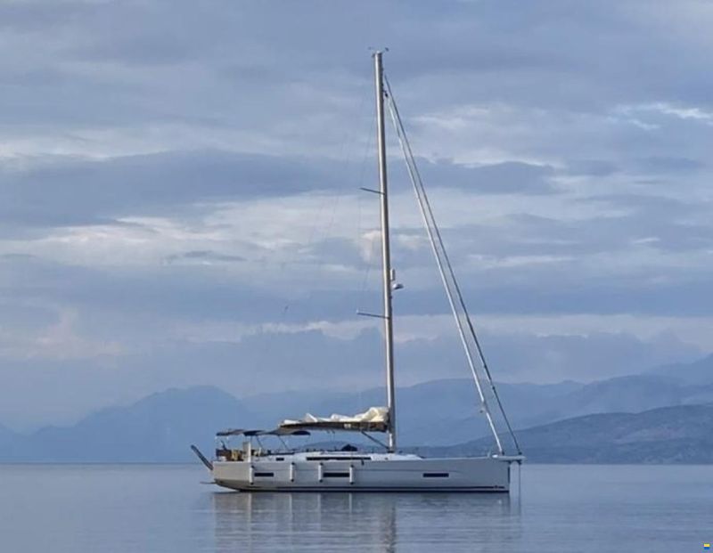 Dufour 530