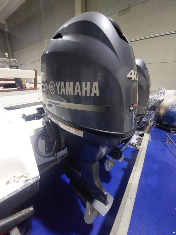 Boston Whaler 21 Outrage