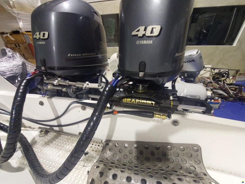 Boston Whaler 21 Outrage