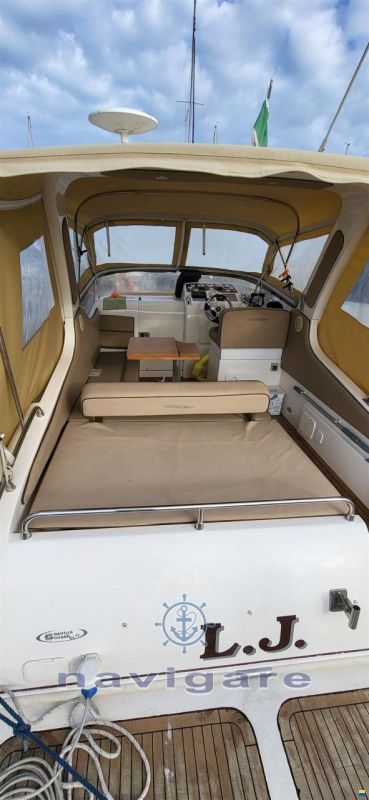 Manò 24,50 Cabin