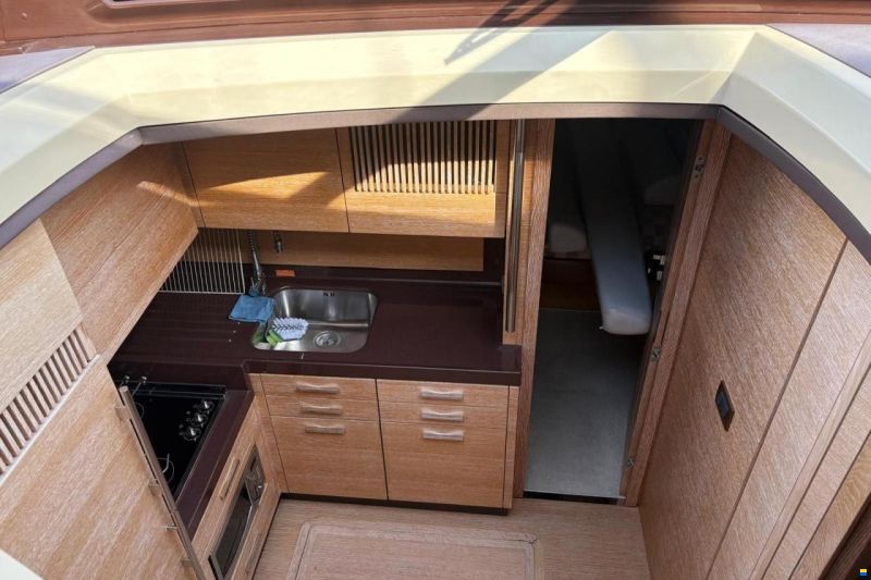 Azimut 47