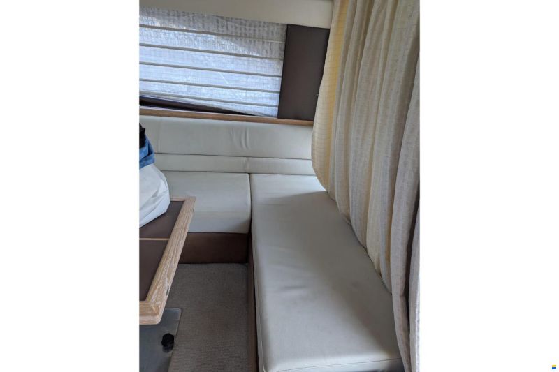 Azimut 47