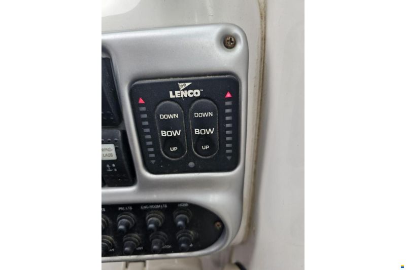 Crownline 270 CR