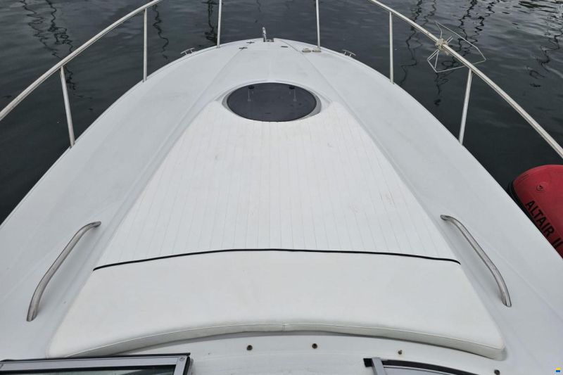 Crownline 270 CR