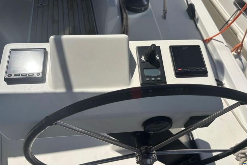 Dufour 470