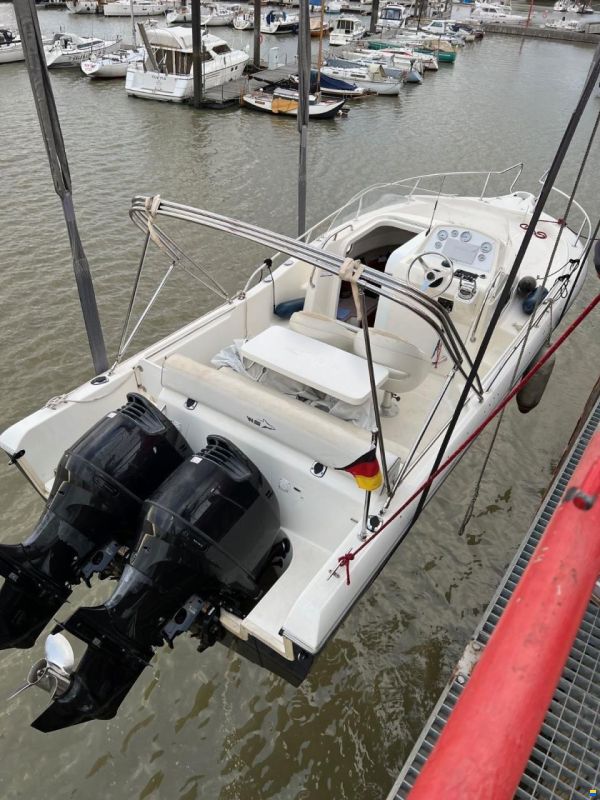 Kelt White Shark 248 SD