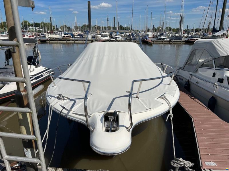 Kelt White Shark 248 SD