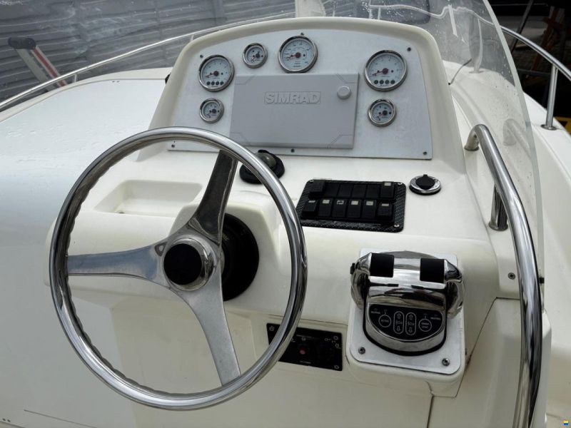 Kelt White Shark 248 SD