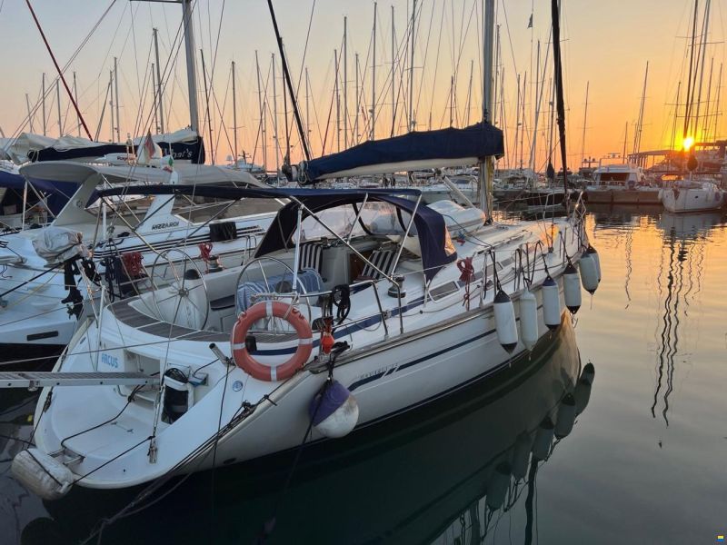Bavaria 44
