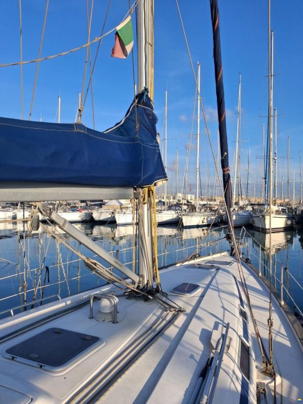 Bavaria 44