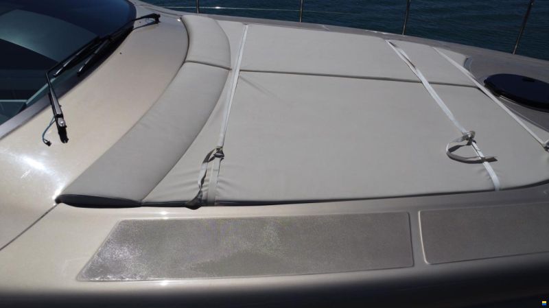 Pershing 58