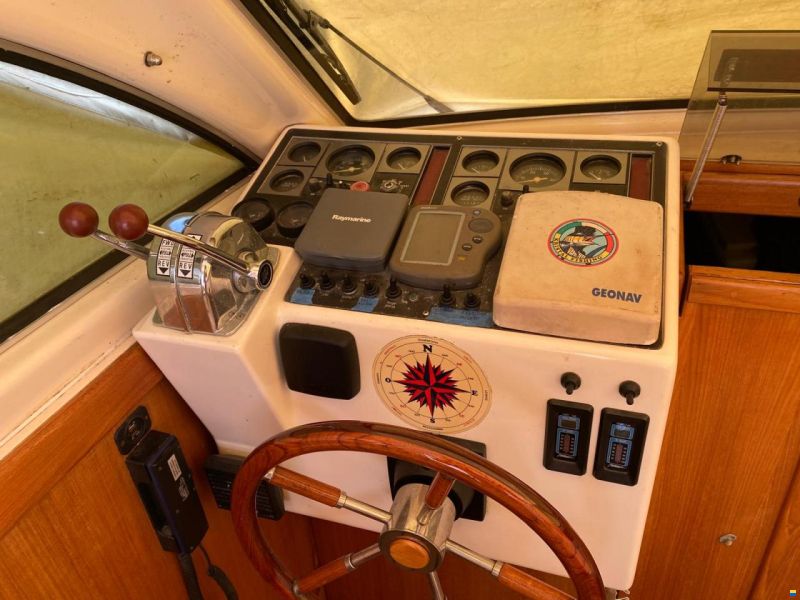 Portofino Marine 750 Spider