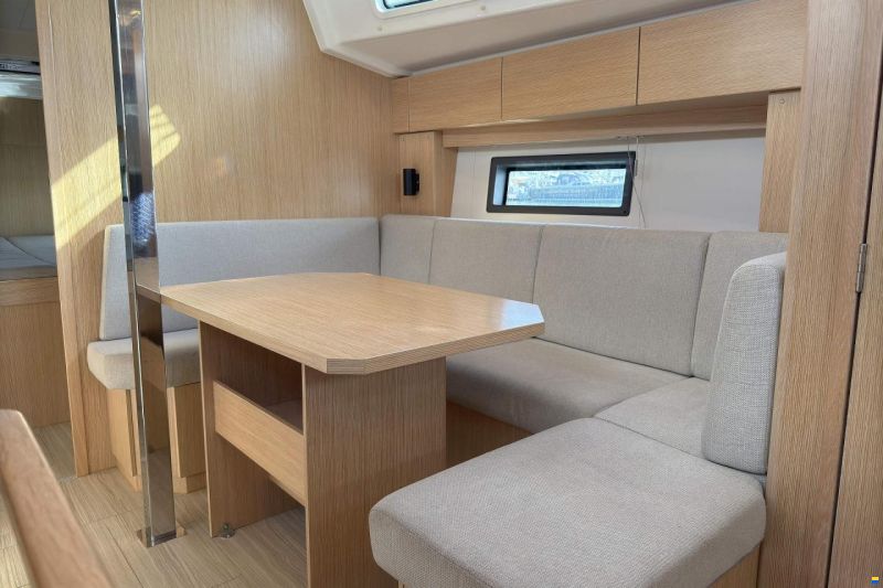 Bavaria C38