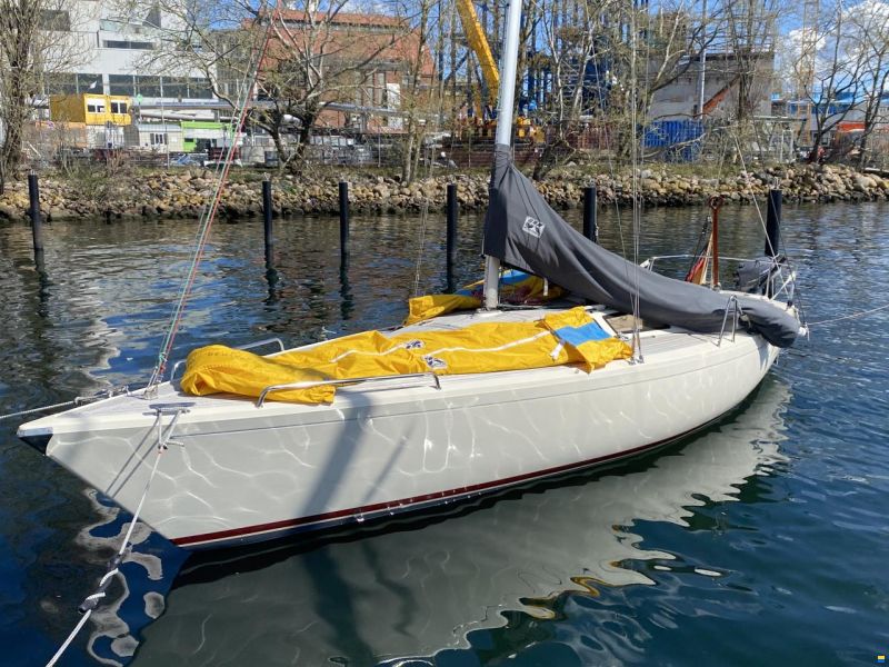 OL Boats International 806