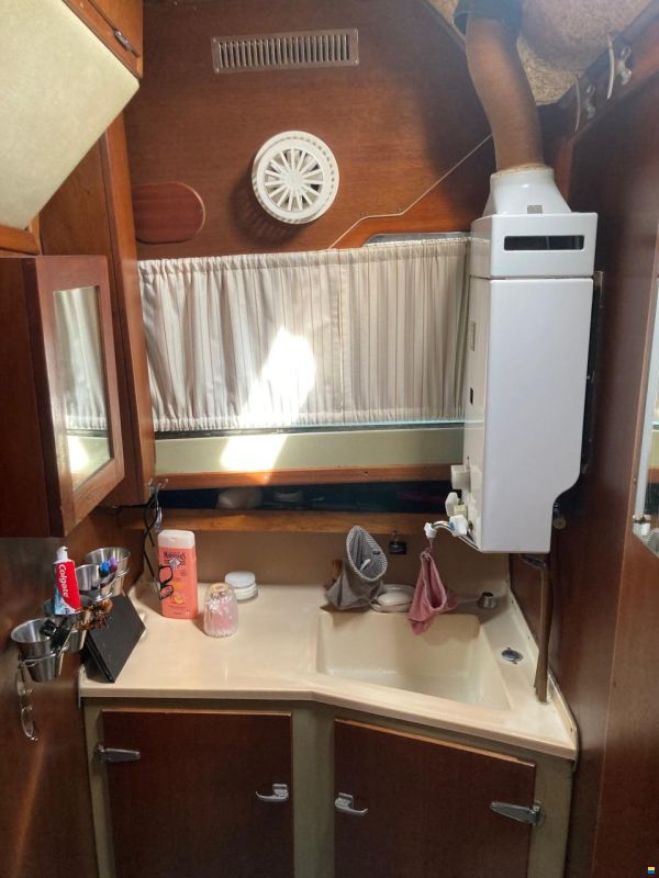 Coronet 32 Oceanfarer