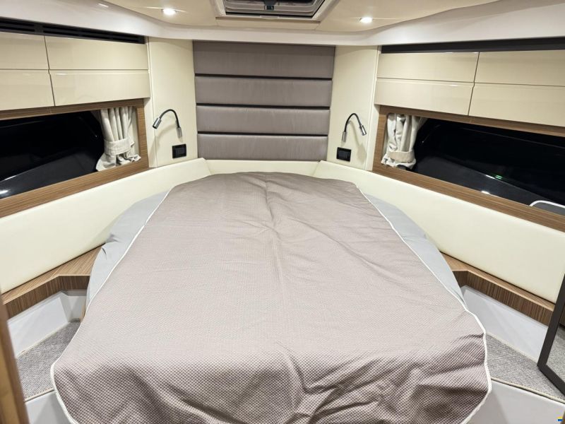 Azimut Atlantis 43